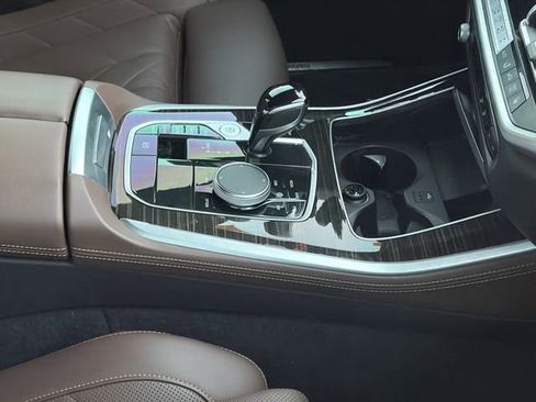 Used 2023 BMW X5 sDrive40i w/ Climate Comfort Package image 6