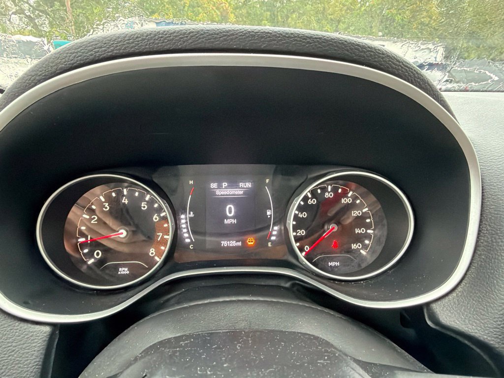 Used 2021 Jeep Compass Latitude FWD image 29