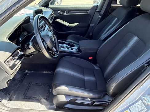 Used 2023 Honda Civic Sport image 26