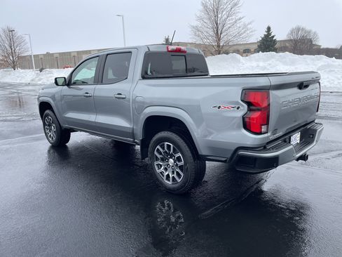 Used 2023 Chevrolet Colorado LT w/ LT Convenience Package III image 3