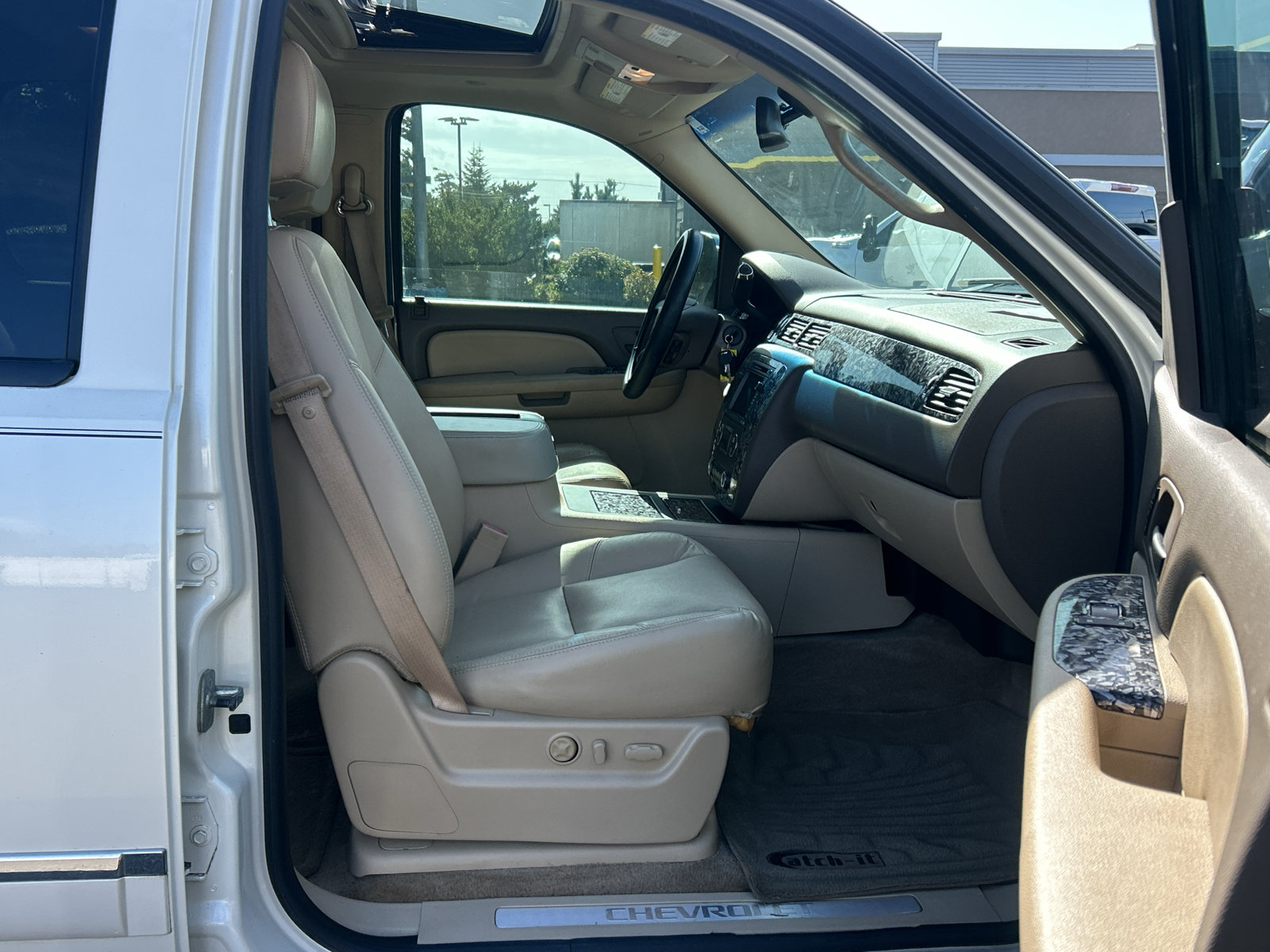 Used 2009 Chevrolet Avalanche LTZ AWD/4WD image 21