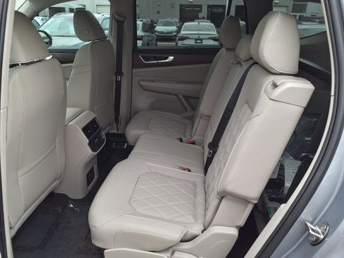 New 2025 Volkswagen Atlas SEL Premium R-Line image 12