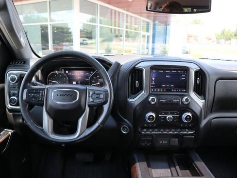 Used 2022 GMC Sierra 2500 Denali AWD/4WD image 12