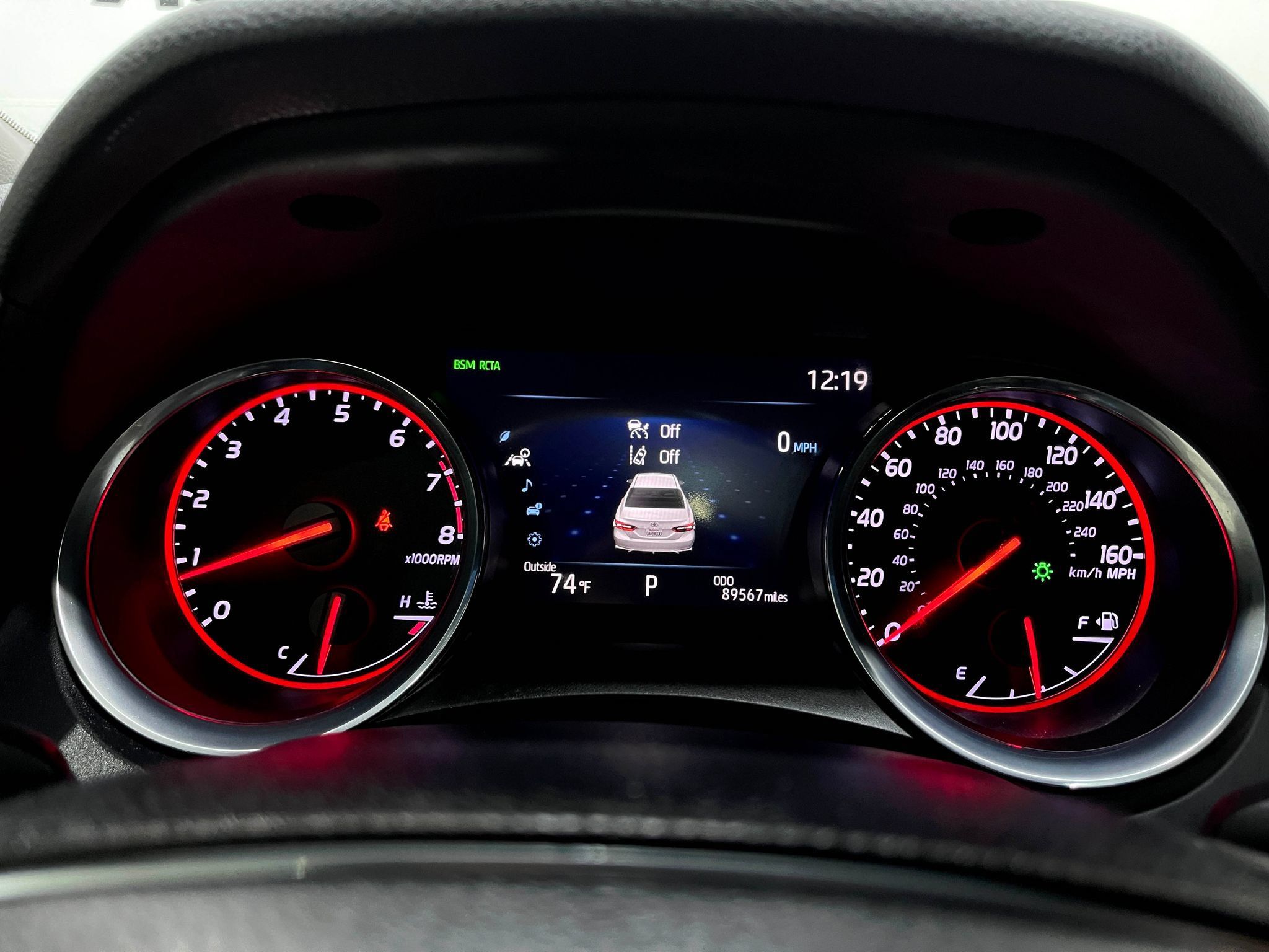 Used 2020 Toyota Camry XSE FWD image 22