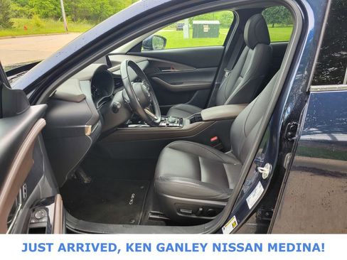 Used 2023 MAZDA CX-30 AWD 2.5 S w/ Premium Package image 14