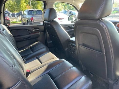 Used 2013 Chevrolet Avalanche LT w/ All-Star Edition AWD/4WD image 13
