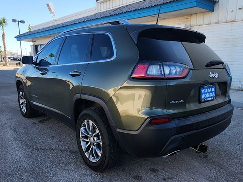 Used 2019 Jeep Cherokee Latitude Plus w/ Comfort/Convenience Group AWD/4WD image 7