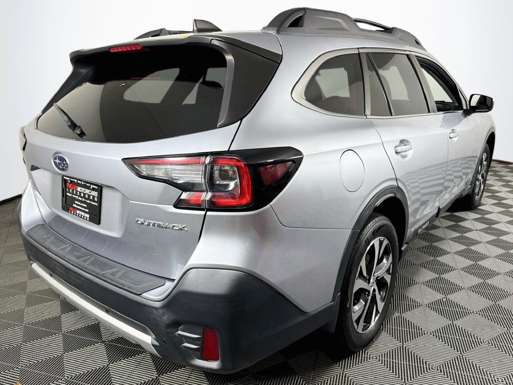 Used 2022 Subaru Outback Limited AWD/4WD image 7