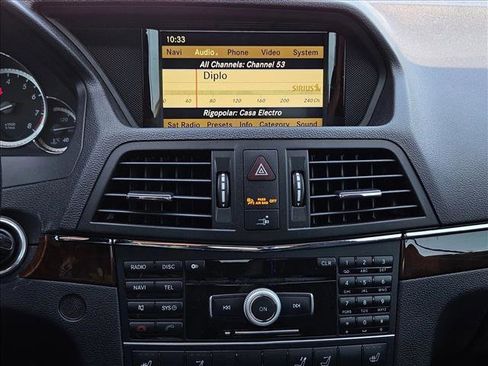 Used 2011 Mercedes-Benz E 350 Cabriolet image 13