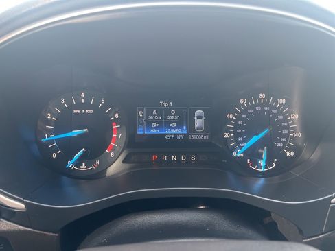 Used 2014 Ford Fusion SE w/ Equipment Group 201A image 10