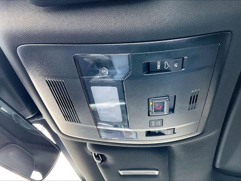 Used 2023 Lexus IS 350 F Sport w/ Navigation Package RWD image 31