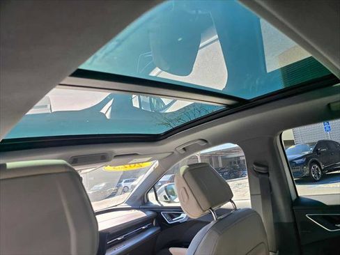 Used 2023 Audi Q4 e-tron Premium Plus w/ Premium Plus image 22