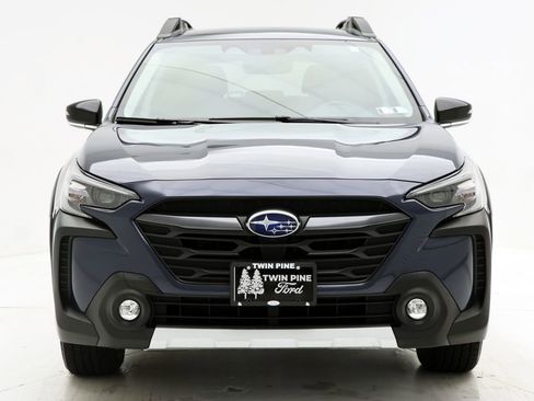Used 2024 Subaru Outback Limited AWD/4WD image 4