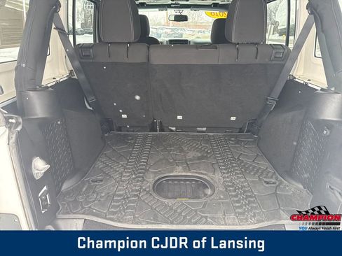 Used 2016 Jeep Wrangler Unlimited Sahara w/ Max Tow Package image 27