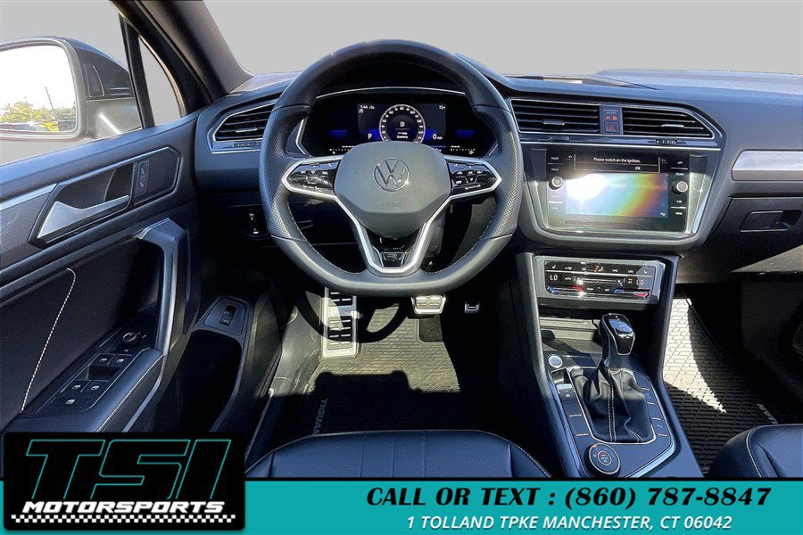 Used 2022 Volkswagen Tiguan SE R-Line AWD/4WD image 5