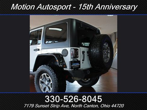 Used 2013 Jeep Wrangler Unlimited Rubicon w/ Connectivity Group AWD/4WD image 8
