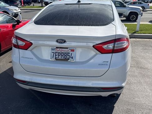 Used 2014 Ford Fusion SE w/ Equipment Group 202A image 5