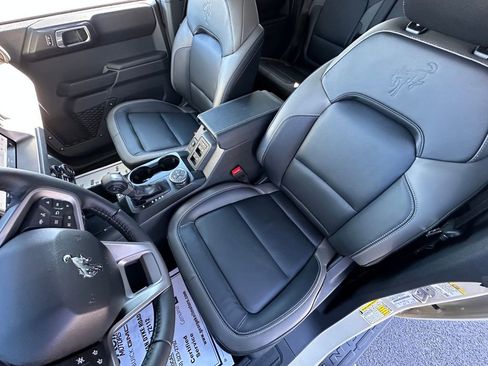 New 2025 Ford Bronco Outer Banks image 13