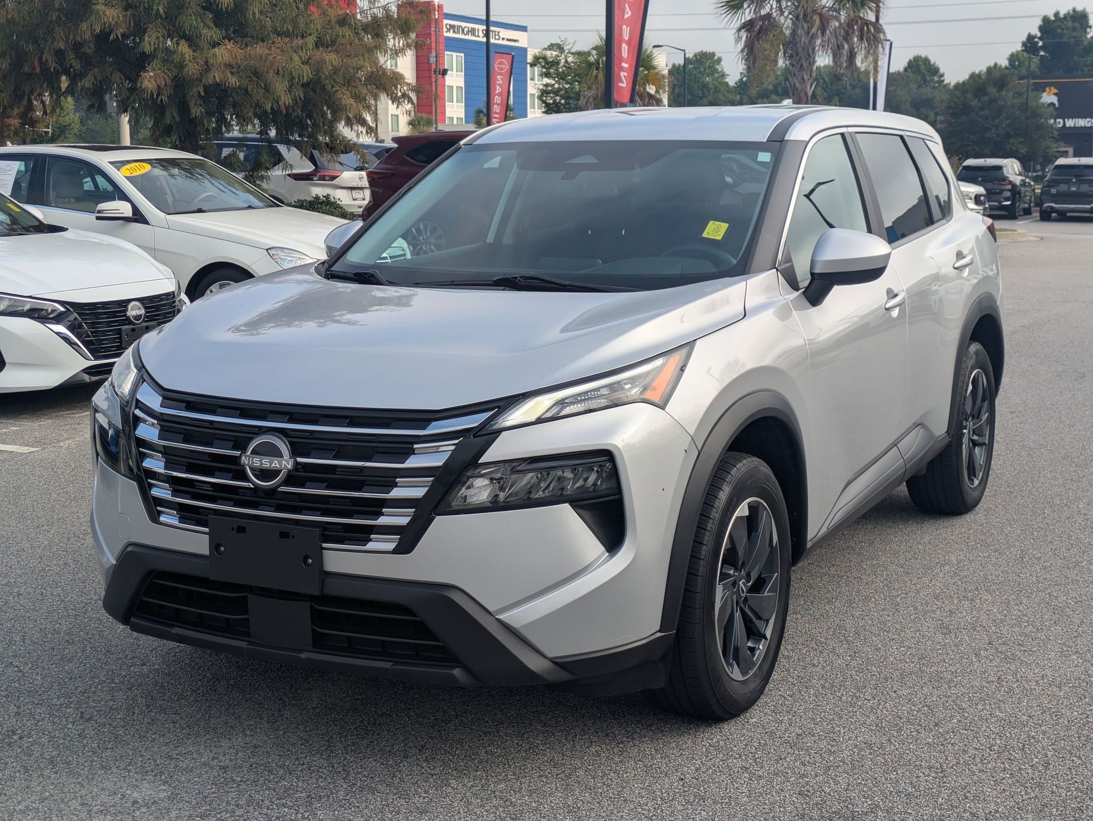 Certified 2024 Nissan Rogue SV AWD/4WD image 8
