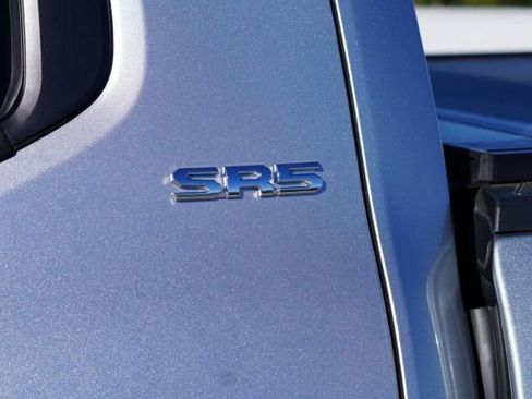 Used 2025 Toyota Tacoma SR5 image 10