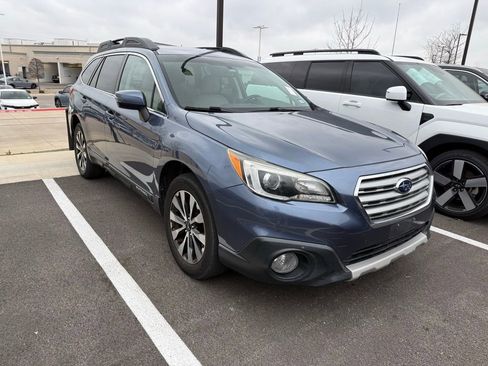 Used 2015 Subaru Outback 2.5i Limited image 3