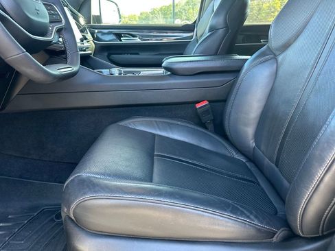 Used 2022 Jeep Wagoneer Series II w/ Premium Group I image 19