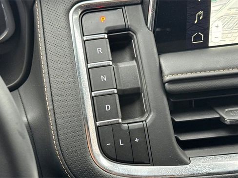 Used 2023 GMC Yukon AT4 image 35