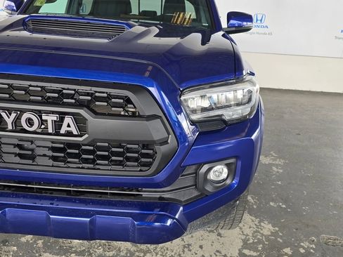 Used 2023 Toyota Tacoma TRD Sport image 29