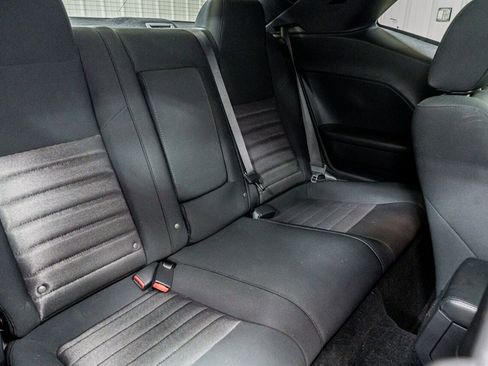 Used 2010 Dodge Challenger SE RWD image 24