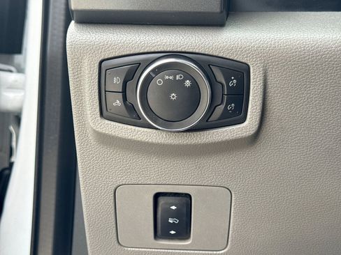 Used 2021 Ford F250 XLT w/ XLT Value Package AWD/4WD image 31