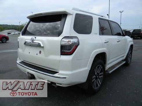 Used 2023 Toyota 4Runner Limited AWD/4WD image 2