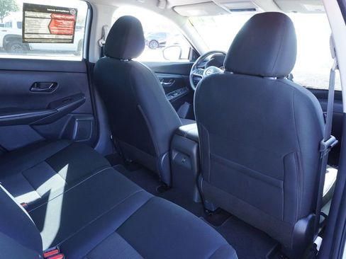 Certified 2025 Nissan Sentra SV image 10