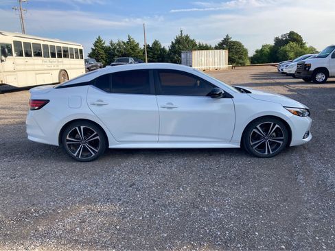 Used 2023 Nissan Sentra SR FWD image 8