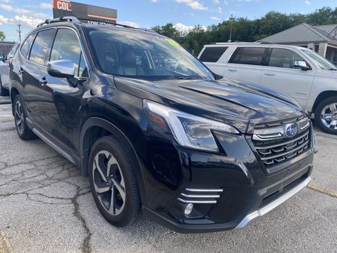 Certified 2023 Subaru Forester Touring AWD/4WD image 5