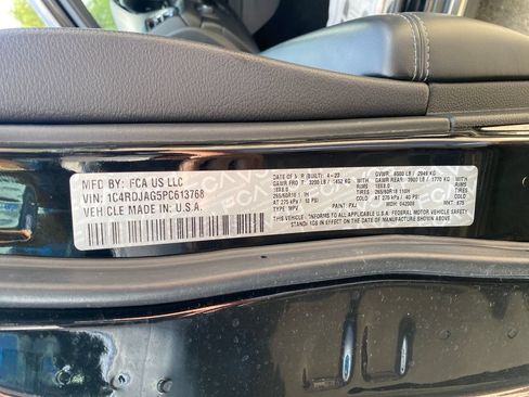 Used 2023 Dodge Durango SXT w/ Quick Order Package 2BK AWD/4WD image 13