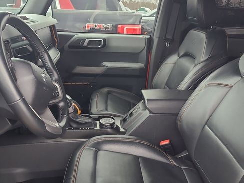 Used 2023 Ford Bronco Badlands w/ Sasquatch Package image 5