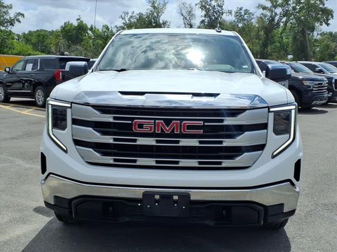 Used 2023 GMC Sierra 1500 SLE w/ Enhanced Capability Package image 2