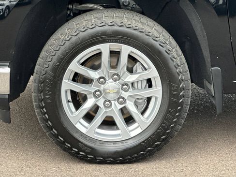 Used 2019 Chevrolet Silverado 1500 LTZ w/ LTZ Plus Package AWD/4WD image 24