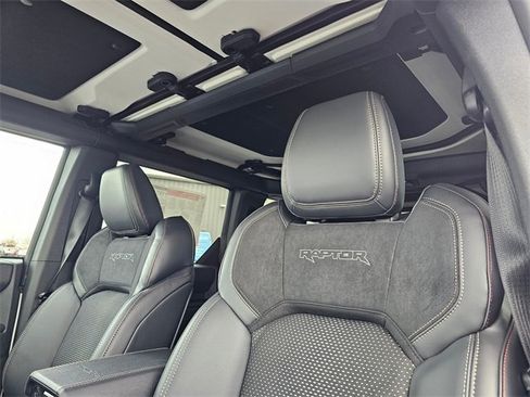 New 2025 Ford Bronco Raptor image 32