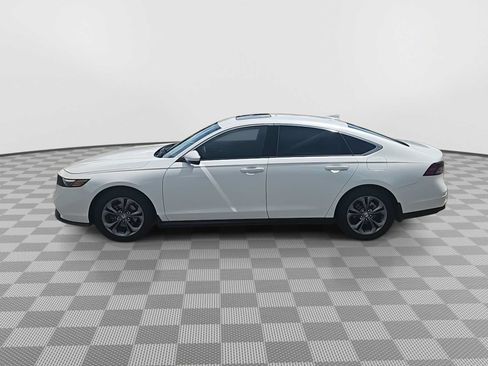 Certified 2023 Honda Accord EX image 5