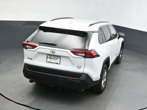 Used 2022 Toyota RAV4 XLE image 35