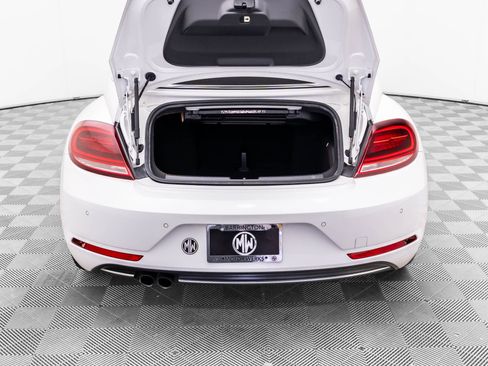 Used 2017 Volkswagen Beetle 1.8T SEL image 32