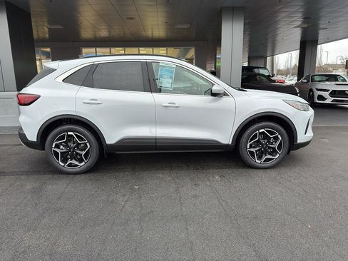 New 2026 Ford Escape Platinum w/ Premium Technology Package image 3