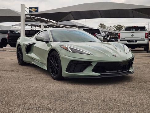 Used 2024 Chevrolet Corvette Stingray Preferred Cpe w/ Stealth Interior Trim Package image 2