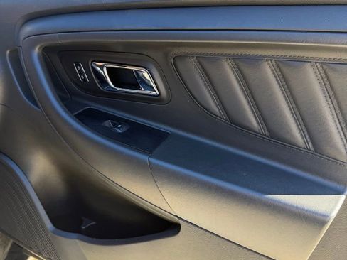 Used 2018 Ford Taurus Police Interceptor image 19