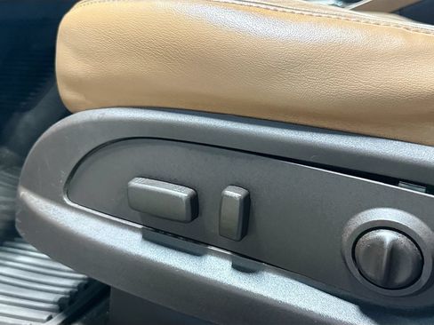 Used 2015 Buick Enclave Leather AWD/4WD image 18
