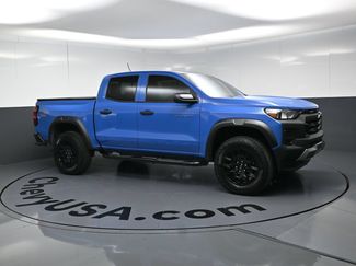 Used 2025 Chevrolet Colorado Trail Boss AWD/4WD video 2