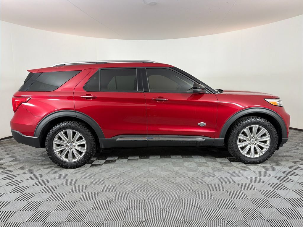 Used 2022 Ford Explorer King Ranch w/ Class IV Trailer Tow Package AWD/4WD image 2