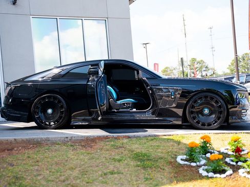 Used 2024 Rolls-Royce Spectre w/ Spectre Launch Package AWD/4WD image 14