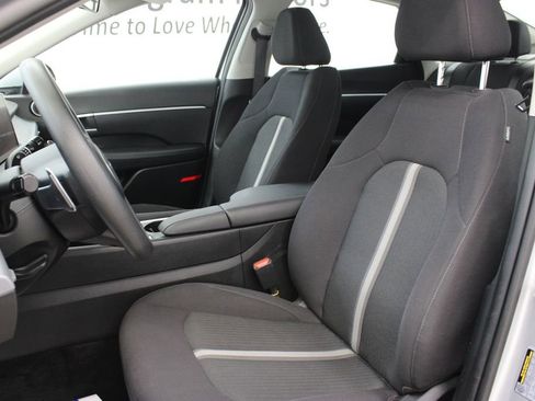 Used 2025 Hyundai Sonata SEL image 14
